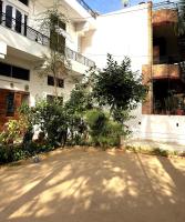 B-16 Stays Boutique Stay with Kitchen Central Jodhpur - B&B Jodhpur