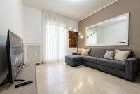 Spacious Modern Apt AC Close to Metro - B&B Milano