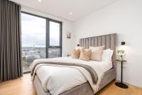 Modern Kings Cross 2BR, Steps to Coal Drops Yard, 10 min walk to Train Station - Ferienwohnung London