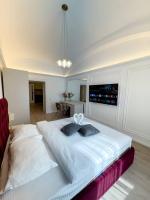 Starlight - Ultracentral apartment, kingsize beds - B&B Cluj-Napoca