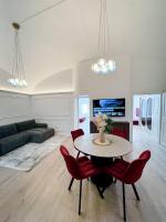 Starlight - Ultracentral apartment, kingsize beds - B&B Cluj-Napoca