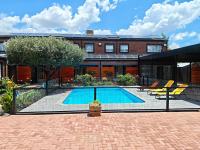 S & S Family Guest House - B&B Meyerton