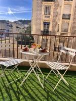 Charme niçois, 15min de la mer, 3 chambres, climatisation, terrasse - B&B Niza