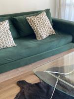 Dpto en Neuquén amueblado 2 ambientes, muy luminoso en zona céntrica - Ferienwohnung Neuquen