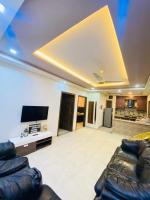 Modern Family 2 Bedrooms Apartment in Luxury Building - B&B Islamabad