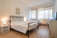 2 min Metro - Sleeps 7 - 2 BR - 2 baths - B&B Milan
