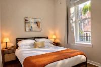 Flexhome West Town - Spacious 2BR Duplex - B&B Chicago