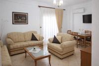 Melina's Apartament Close To The Beach - B&B Durrës