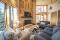Pines 2045 by SummitCove Lodging - B&B Keystone