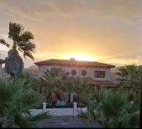 Villa Esmeralda - 3 bedrooms & panoramic views - Bed and Breakfast Lajares