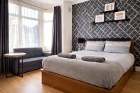 3 Bed house with garden and Free parking near tottenham stadium - B&B Edmonton
