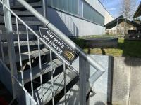stayTNT-moderne 100qm Wohlfühlwohnung in ruhiger Lage - Chambres d’hôtes Geislingen