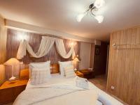 Chambre d'hôte grise avec petit dejeuner Sauna et jacuzzi en option - Ferienwohnung Sarlat-la-Canéda