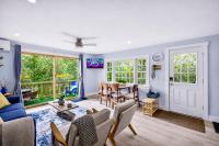 Steps to Beach - Private Deck, Parking, AC - B&B Provincetown