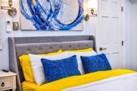 Steps to Beach - Private Deck, Parking, AC - B&B Provincetown