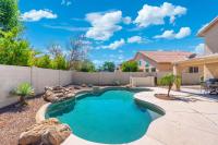 LUXURY Desert Oasis! 5 bedroom, 3 bath w HEATED POOL - B&B Mesa