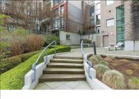 Stylish Yaletown Condo - Walk to BC Place, Canada Place & Skytrain - Free Parking - Chambres d'hôtes Vancouver