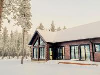 Holiday Villa Kareen Kajo by the river - B&B Kolari