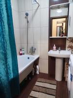 Теплая и просторная квартира рядом с набережной - B&B Astana
