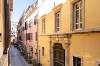 Axis Mundi Apartment and Suites - Via del Corso, 2 min to Spanish Steps, Historic Center, Luxury Design - Chambres d'hôtes Rome