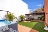 Home2Book Stylish House with Pool & Chill-out - Bed and Breakfast Santa Lucía