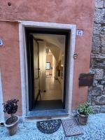 New Architect designed In the heart of the village - Bed and Breakfast Cervo
