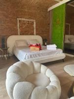 Kamer met Kingsize Bed en Uitzicht op de Tuin
