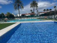Oasis Beach Home III The Paradise with private Jacuzzi - B&B Playa del Inglés