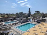 Birds Villa Apartments with Heated Pool - Including Car and Breakfast - Ferienwohnung Perissa