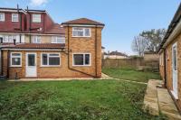Stylish 6-Bed near Heathrow & London - B&B Isleworth