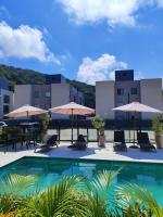 AP Aconchegante com piscina próximo ao mar - B&B Caiobá