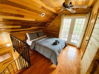 Mountain Chalet - Hot Tub - Centrally Located - RRG - B&B Campton