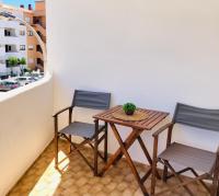Spacious and sunny beach apartament - B&B Albufeira
