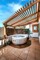 Au coeur des oliviers avec son jacuzzi - B&B Rognac