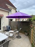 Maison calme avec terrasse - Calypso - Chambres d'hôtes Ouistreham