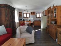 Erlhofer Apartments - B&B Tröpolach