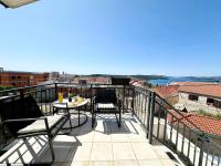 Sunny oasis with a beautiful view - B&B Traù
