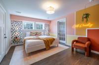 Game-Filled Escape w Golf - Bed and Breakfast Evans