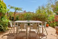 T2 Haut de gamme avec jardin privé - 50m du port Miramar - Chambres d'hôtes La Londe-les-Maures