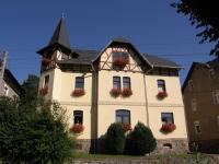 Ferienwohnung Mone - Wohlfühlen am Thüringe Meer - B&B Ziegenrück