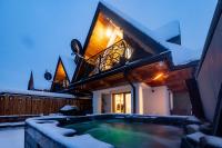 Rogata Chata Tatra View & Jacuzzi - Bed and Breakfast Kościelisko