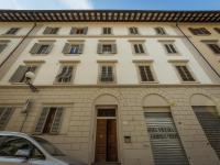 Paolo and Carlotta's Home - large and central apartment between two nice parks - B&B Firenze