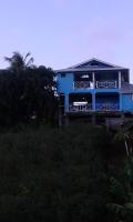 onelovecottagetobago holiday home - Bed and Breakfast Scarborough