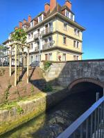 La Tour d'Harfleur 3 -Coconing avec vue - Chambres d'hôtes Caudebec-en-Caux