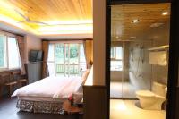 Camera Matrimoniale con Vista Montagna