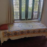 The Mountain Hills Home Stay Kasardevi - Chambres d’hôtes Hawālbāgh
