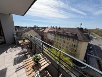 Modern 3-room apartment with big living room & balcony - B&B Karlsruhe