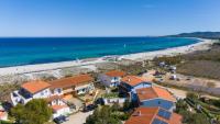 Sweet Holidays - camera privata a 10 mt dal mare di La Caletta - B&B La Caletta