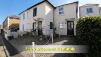 Lemon Cottage near beach and buses - Bed and Breakfast Ryde