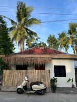 Newly Built 2BR House in the heart of General Luna - Chambres d'hôtes Catagnan